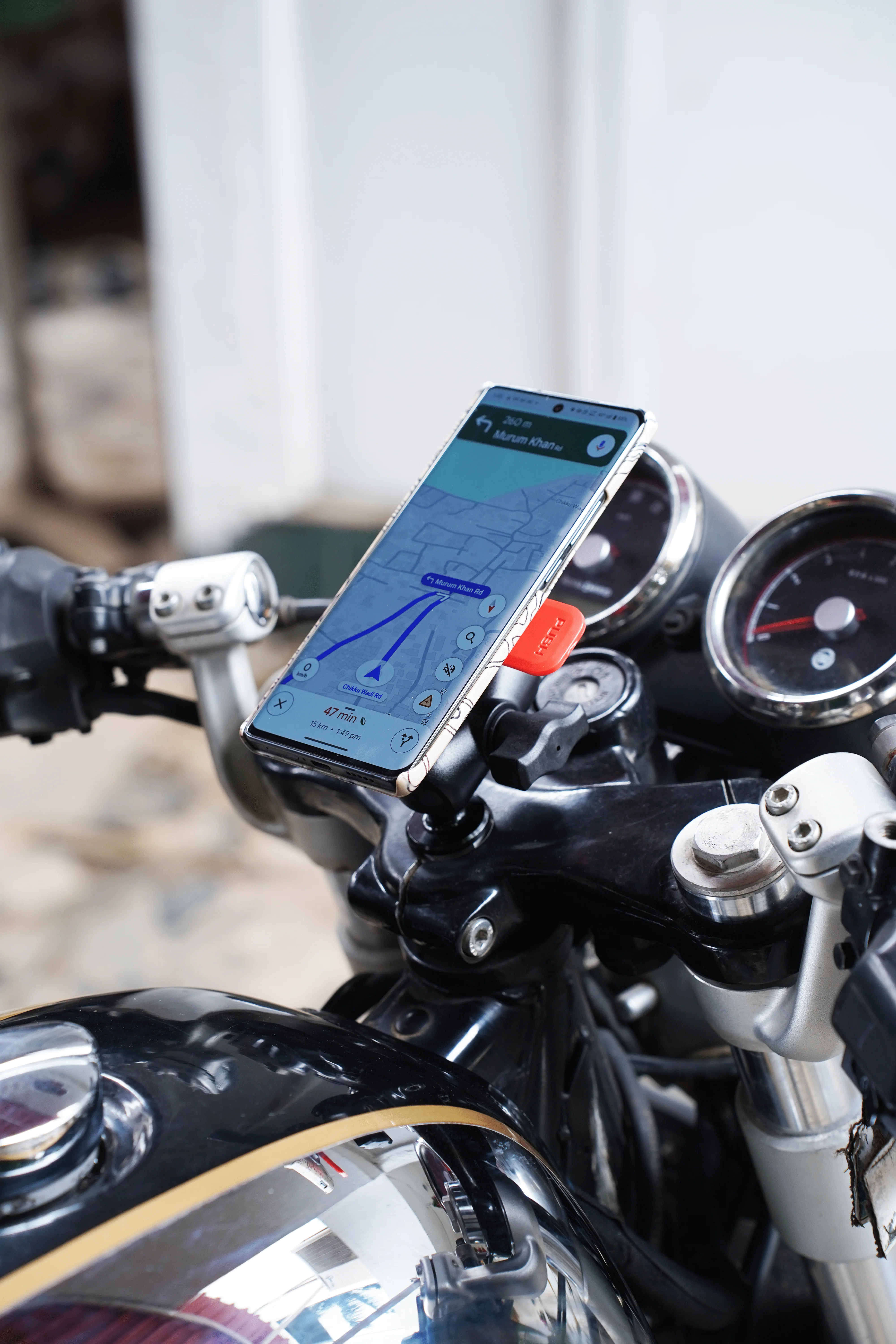 Twist n Go Phone Holder with Fork Stem Mount for GT 650 - Image 3