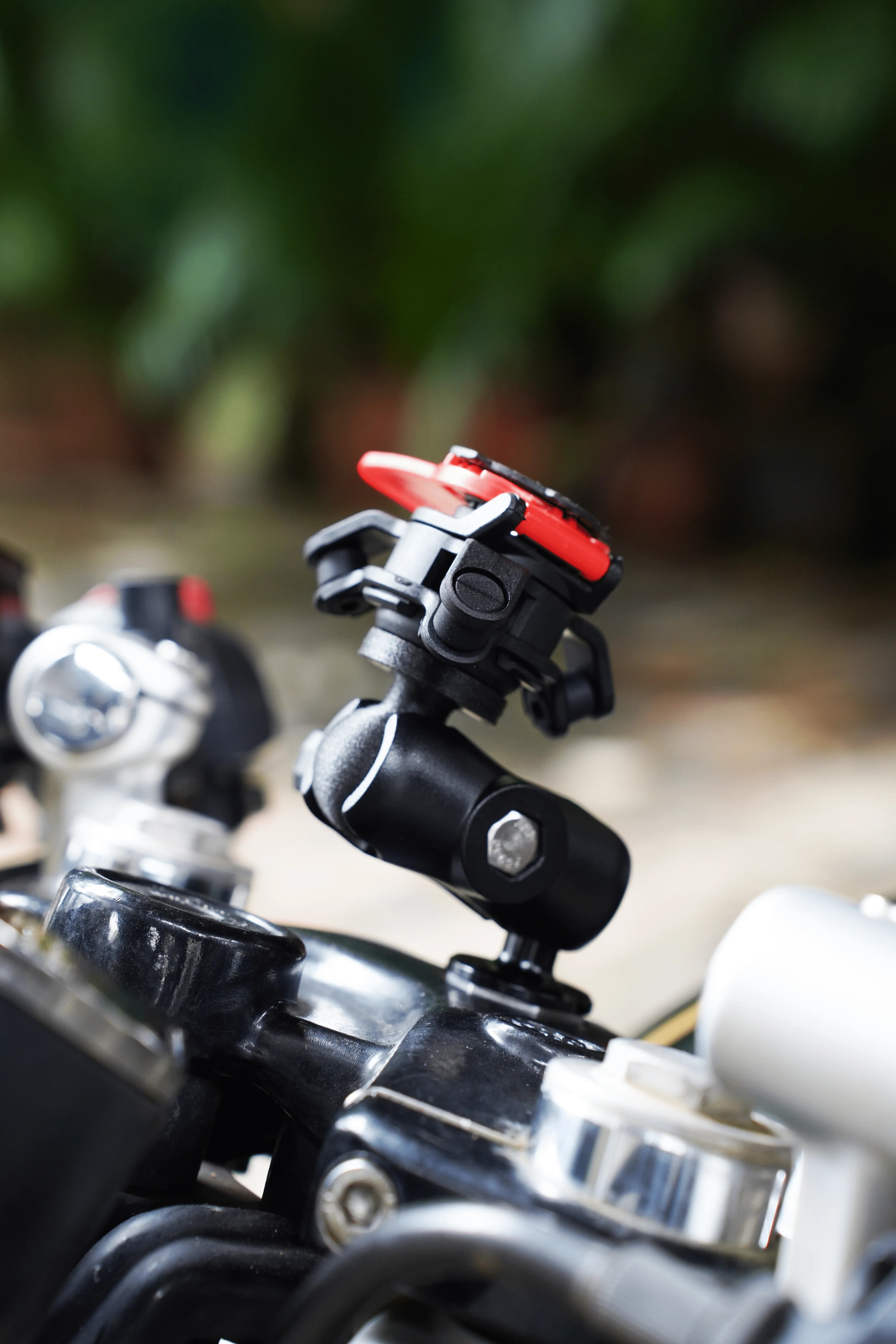 Twist n Go Phone Holder with Fork Stem Mount for GT 650 - Image 6